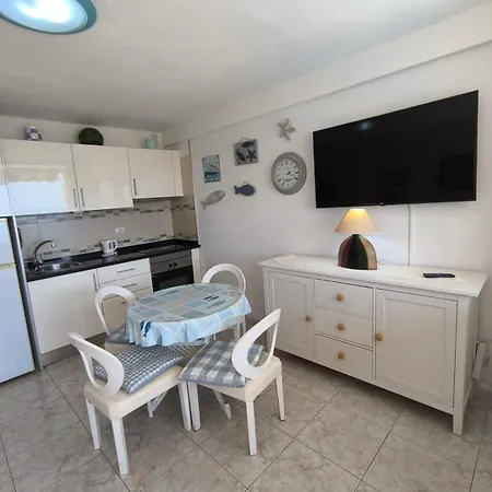 Americas First Line & Ocean View Apartment *