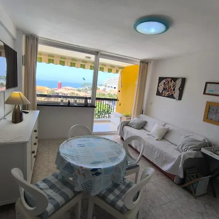 Americas First Line & Ocean View Apartment *