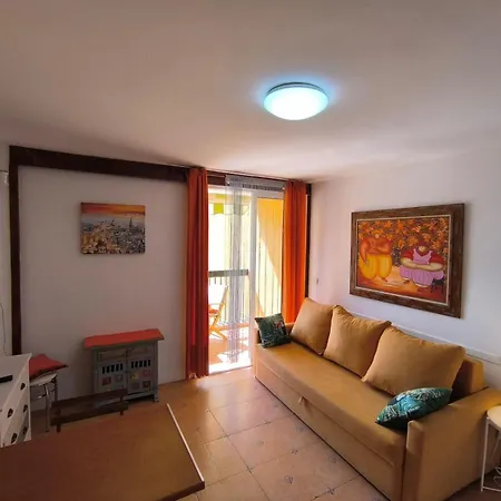 Americas First Line & Ocean View Apartment
